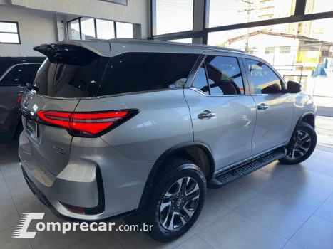 HILUX SW4 2.8 D-4d Turbo SRX Platinum 7L 4X4
