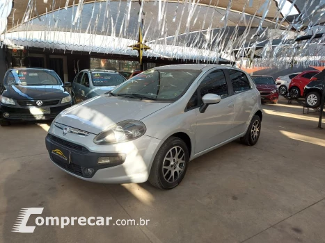 Fiat Punto 1.4 Attractive Italia 8V Flex 4P Manual 4 portas