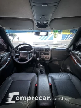 S10 2.4 MPFI EXECUTIVE 4X2 CD 8V FLEX 4P MANUAL
