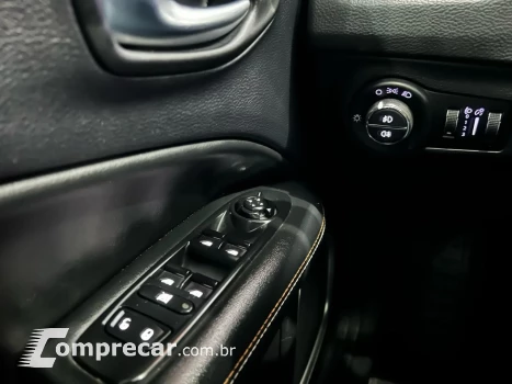 Compass 2.0 TDI Longitude 4WD (Aut)