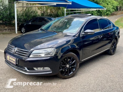 Volkswagen PASSAT 2.0 FSI DSG 4 portas