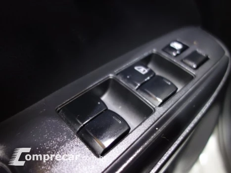 VERSA - 1.6 16V SL 4P MANUAL