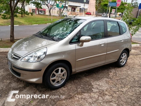 Honda FIT 1.5 EX 16V 4 portas