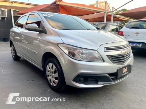 CHEVROLET ONIX - 1.0 MPFI LT 8V 4P MANUAL 4 portas