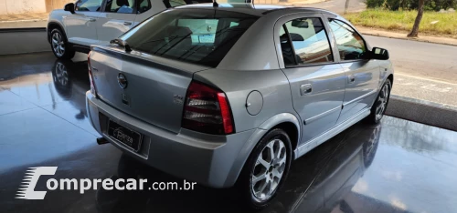 ASTRA 2.0 MPFI Advantage 8V