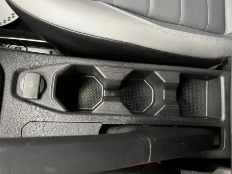NIVUS HIGHLINE 1.0 200 TSI FLEX AUT.