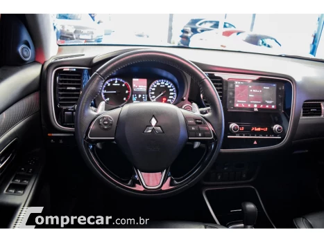 OUTLANDER 2.2 MIVEC DI-D DIESEL HPE-S AWD AUTOMÁTICO