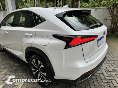 Lexus NX 300H 2.5 16V VVT-I Hybrid Luxury AWD 4 portas