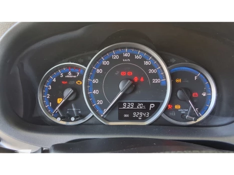 YARIS 1.5 16V FLEX SEDAN XL LIVE MULTIDRIVE