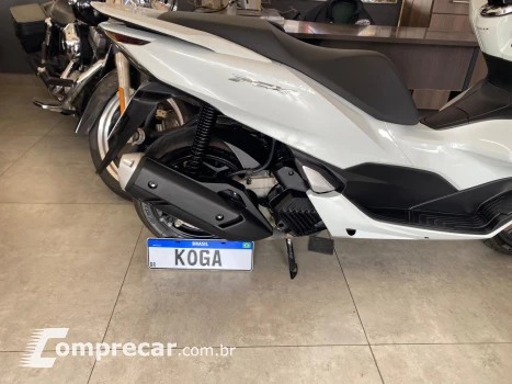 PCX 160 DLX