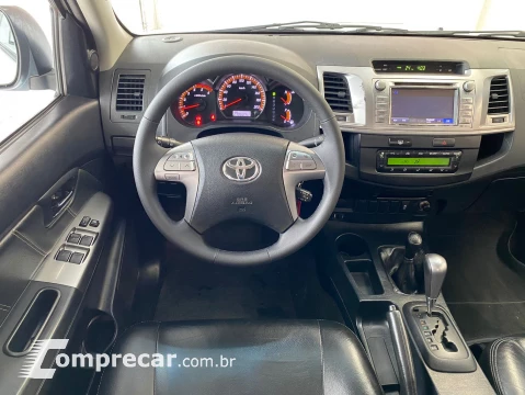 Toyota HILUX 3.0 SRV 4X4 CD 16V Turbo Intercooler 4 portas