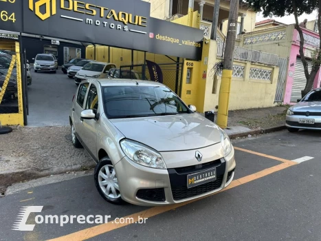 Renault SANDERO Expression Hi-Flex 1.6 8V 5p 4 portas