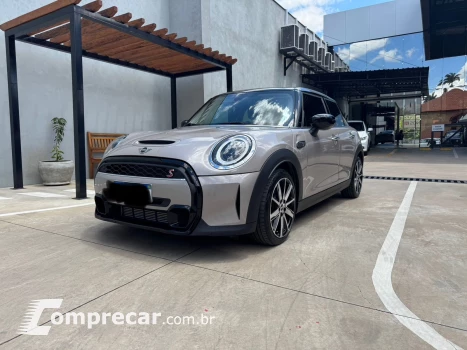 MINI COOPER 2.0 S Exclusive Clubman 16V Turbo 4 portas