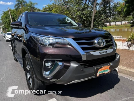 HILUX SW4 2.8 SRX Diamond 4X4 7 Lugares 16V Turbo Intercoole