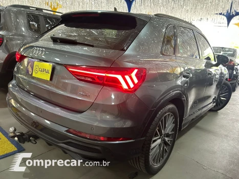 Q3 SPB Perf. Black 2.0 TFSI Tipt. Quat.