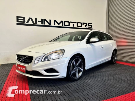 Volvo V60 2.0 T5 R Design Comfort 16V Turbo 4 portas