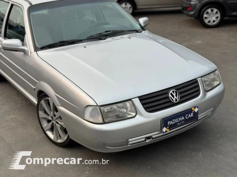 Volkswagen SANTANA 1.8 MI 8V 4 portas