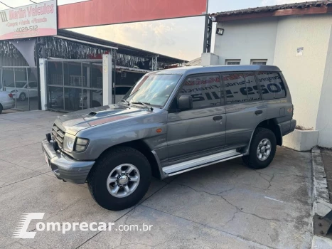 Mitsubishi PAJERO 2.8 GLS 4X4 8V Turbo Intercooler 4 portas