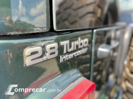 T-4 4x4 2.8 TB Int. Cap. Rígida Diesel