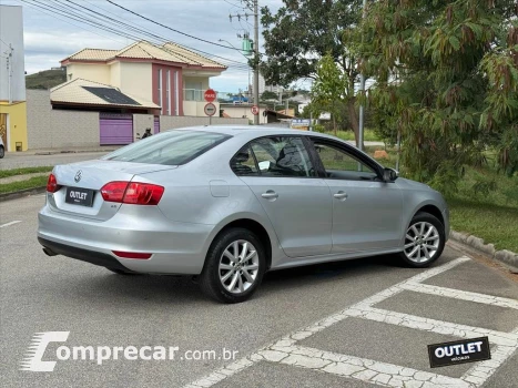JETTA 2.0 COMFORTLINE FLEX 4P TIPTRONIC