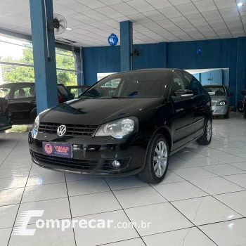 Volkswagen POLO 1.6 MI 8V 4 portas