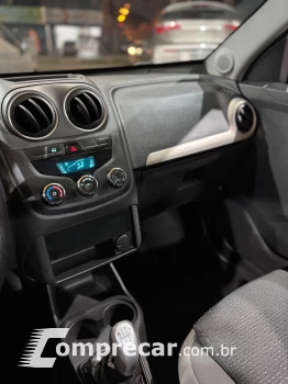 MONTANA 1.4 MPFI LS CS 8V FLEX 2P MANUAL