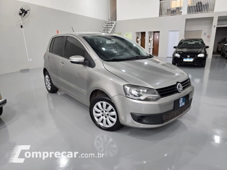 Volkswagen Fox 1.6 Mi Total Flex 8V 5p 4 portas