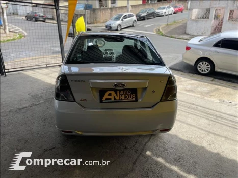 FIESTA 1.6 SE Sedan 16V