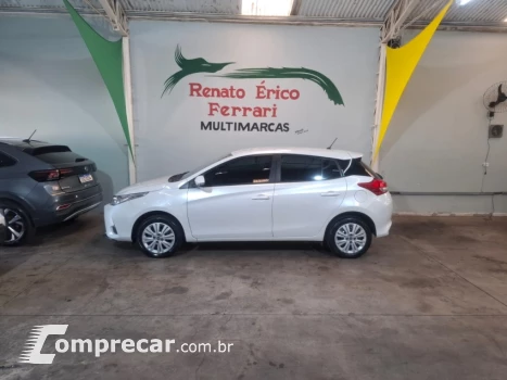 YARIS 1.5 16V Sedan XL Live