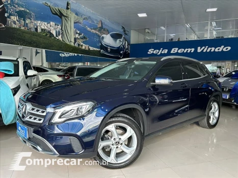 Mercedes-Benz GLA 200 1.6 CGI FLEX ADVANCE 7G-DCT 4 portas