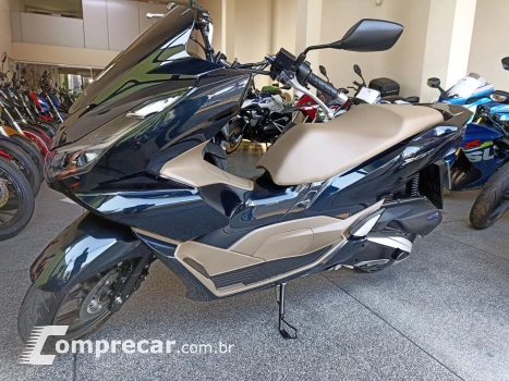 PCX 160 DLX