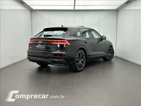 Q8 3.0 TFSI Performance Black Quattro