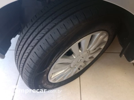 SANDERO 1.6 Expression 8V