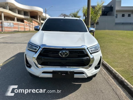 HILUX 2.8 D-4D TURBO DIESEL CD SRX 4X4 AUTOMÁTICO