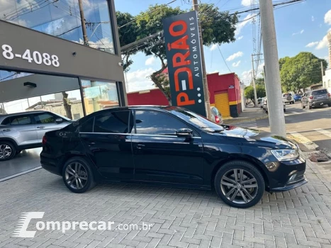 JETTA 2.0 TSI Highline 211cv