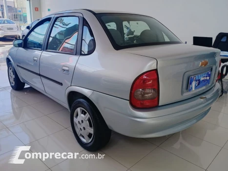 Classic Sedan 1.0 4P SPIRIT