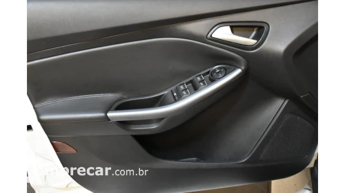 FOCUS SEDAN - 2.0 TITANIUM SEDAN 16V 4P AUTOMÁTICO