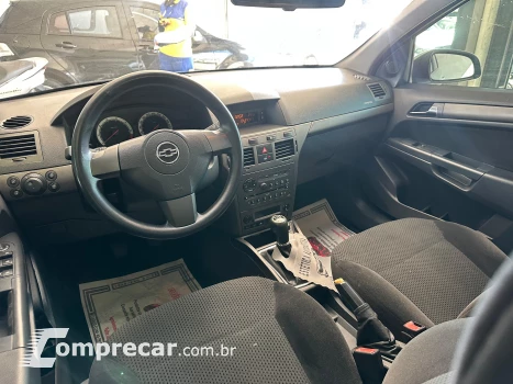 VECTRA 2.0 MPFI GT Hatch 8V