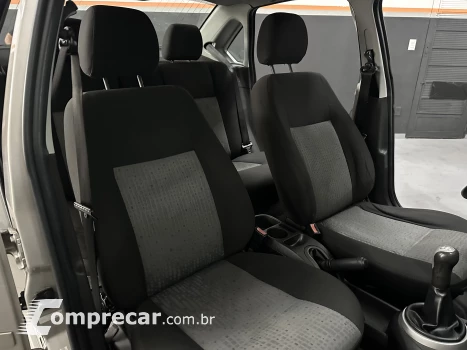 FIESTA 1.6 Rocam Sedan 8V