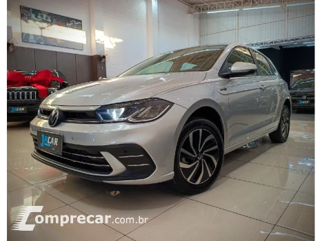 Volkswagen POLO 1.0 170 TSI HIGHLINE AUTOMÁTICO 4 portas