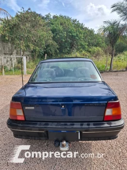 MONZA 1.8 EFI GL 8V