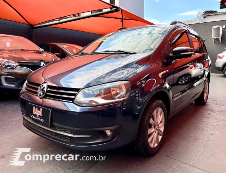 Volkswagen SPACEFOX 1.6 MI Sportline I-motion 8V 4 portas