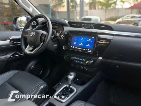 HILUX 2.8 D-4D TURBO DIESEL CD SRX 4X4 AUTOMÁTICO