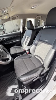 YARIS 1.5 16V Sedan XS