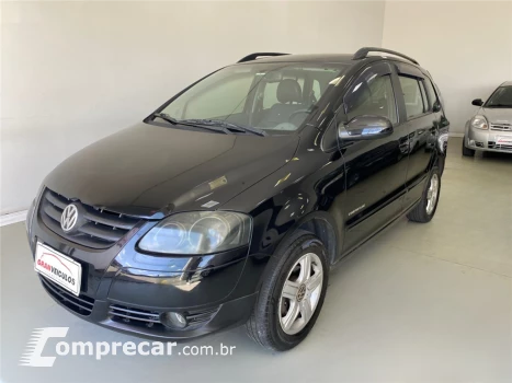 Volkswagen SPACEFOX 1.6 MI COMFORTLINE 8V FLEX 4P MANUAL 4 portas