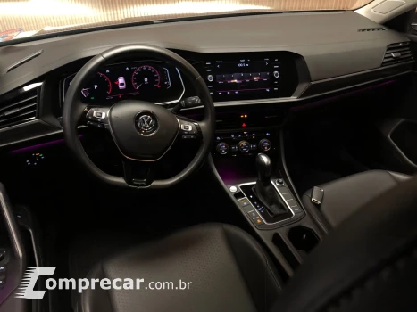 Volkswagen Jetta 1.4 250 Tsi Total Flex Comfortline Tiptronic 4 portas
