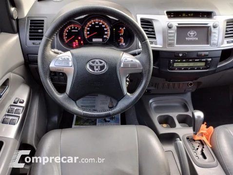 Toyota HILUX 2.7 VVT-I CD SRV 4X2 4 portas