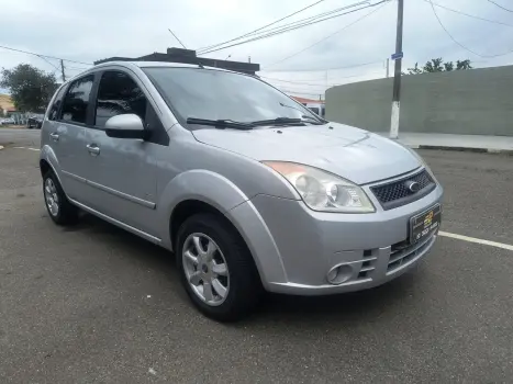 FIESTA 1.6 MPI Class Hatch 8V