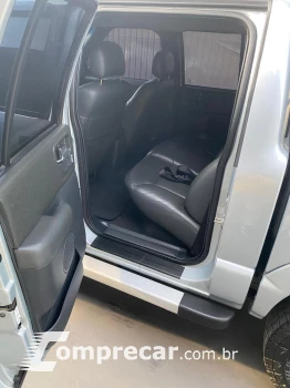 S10 2.4 MPFI Executive 4X2 CD 8V