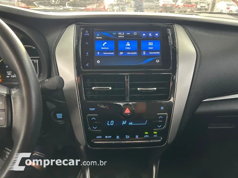 Toyota YARIS 1.5 16V Sedan XS Connect 4 portas